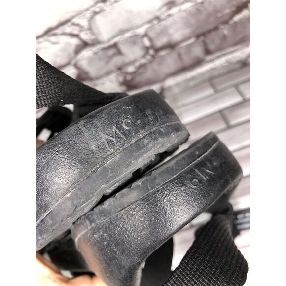 Chaco Black Synthetic Cross Strap Hiking Rubber Sole Sandals Men’s Sz 9M US/42EU - Picture 14 of 15